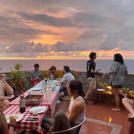 Casanaga בית הארחה Almaciga